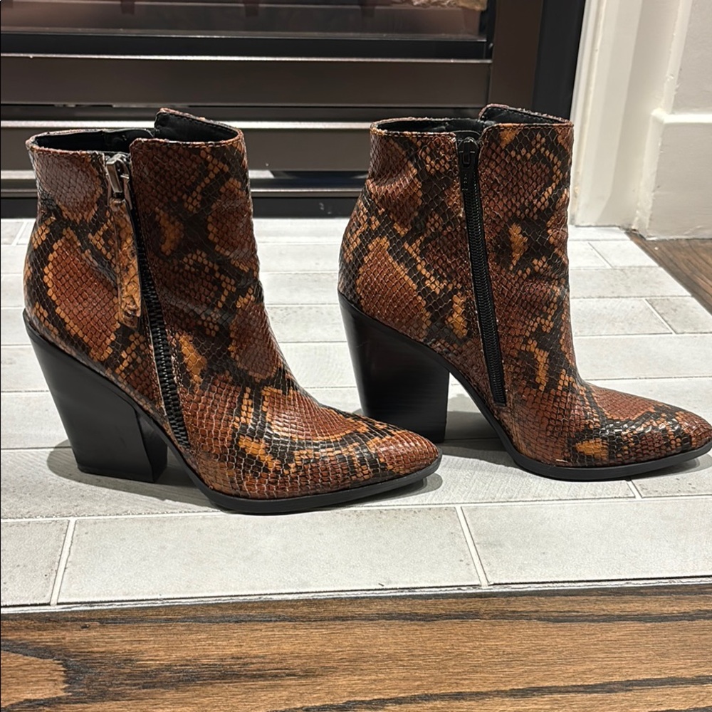 Stylish Brown Snake Print Ankle Booties